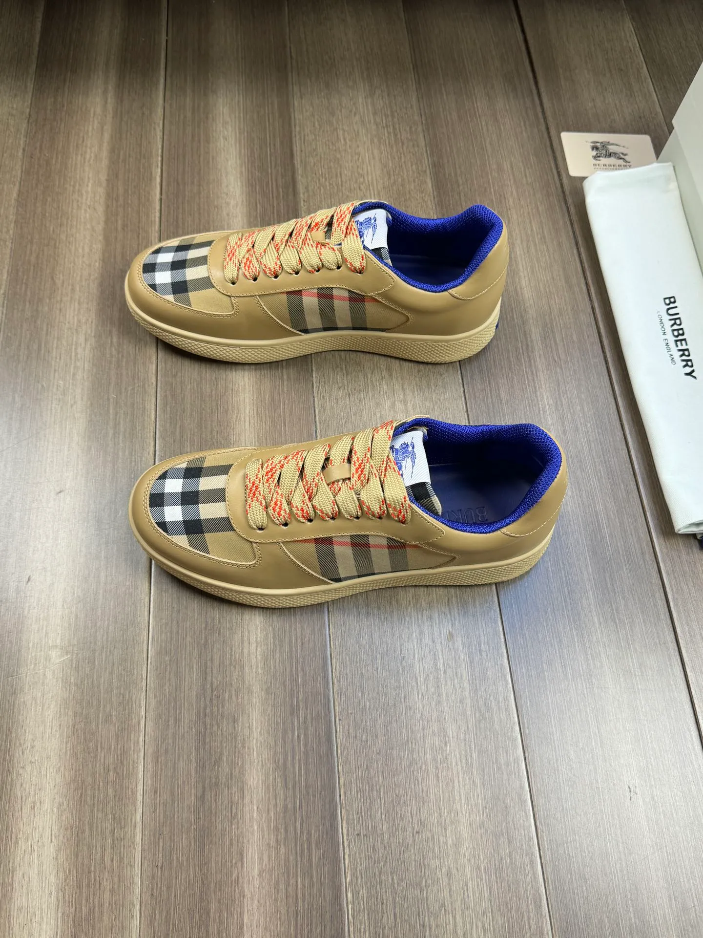 p380💰Men's shoes [BURBERRY] Burberry - High-end quality original order 🔍🔍🔍 - Upper: imported 🔝 Napa calfskin, brand totem cloth, tongue brand cloth label - Lining: canvas lining, - Outsole: rubber; two-color molded outsole - Ultra-high quality control·Fine workmanship: highlighted (high-end·luxury·grade) -Size : 38-44 (45 for men, can be customized)